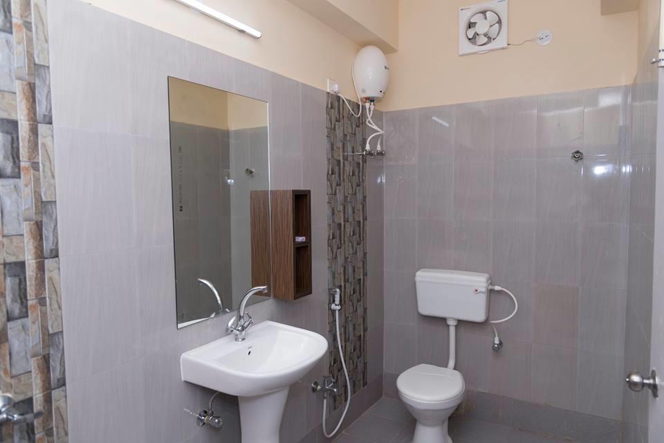 Rajhans Hotel & Resort Phalta Dış mekan fotoğraf